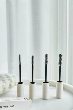 01 Curling & Volume Mascara Brush