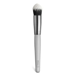 02 Skin Coverage Brush