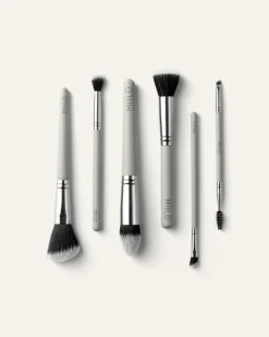 02 Skin Coverage Brush