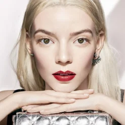 Addict Shine Lipstick, Rose Des Vents