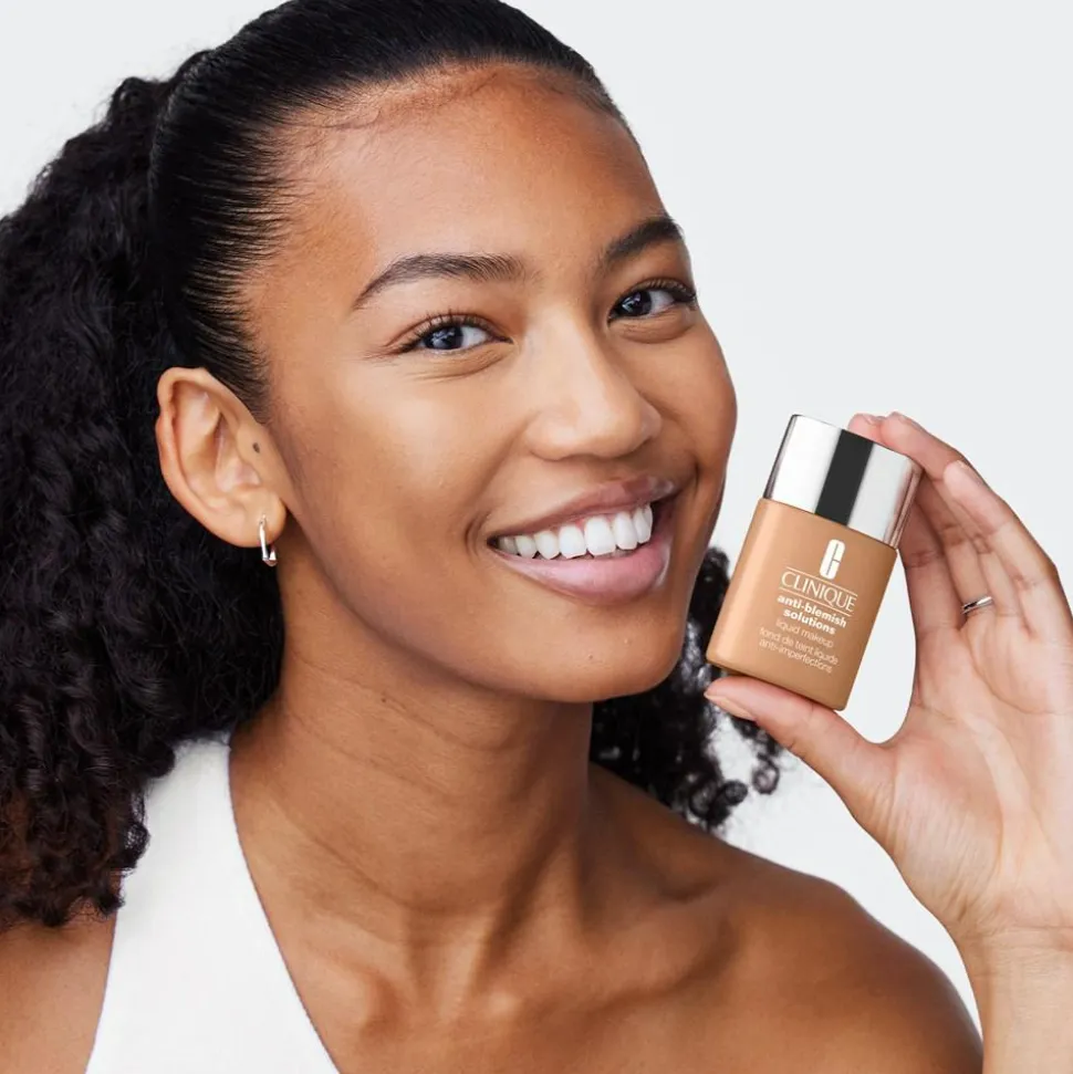 Anti-Blemish Solutions Liquid Makeup Foundation, CN 52 Neutral