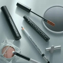 Brow Fix, Brown