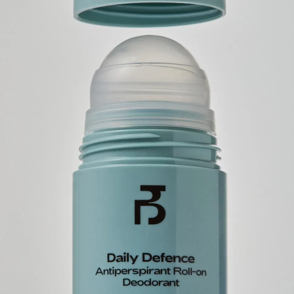 Daily Defence Antiperspirant Roll-on Deodorant, 50 ml