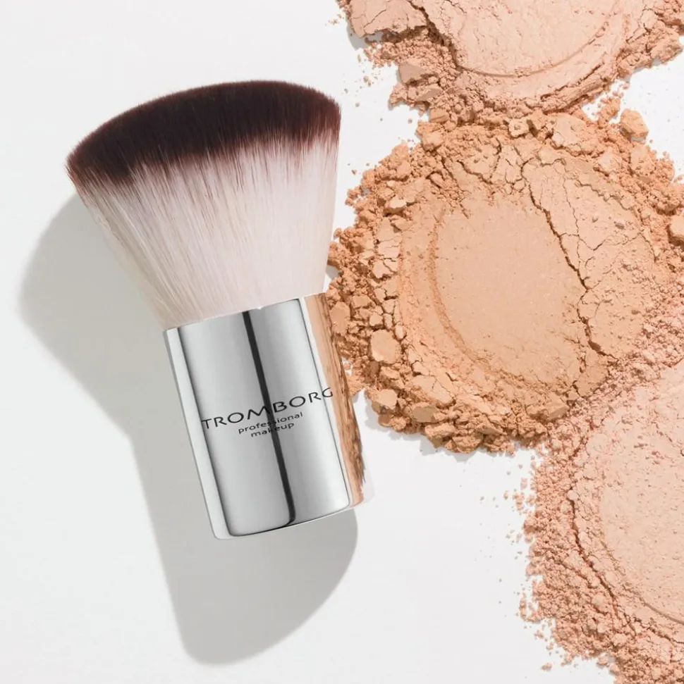 Deluxe Kabuki Brush