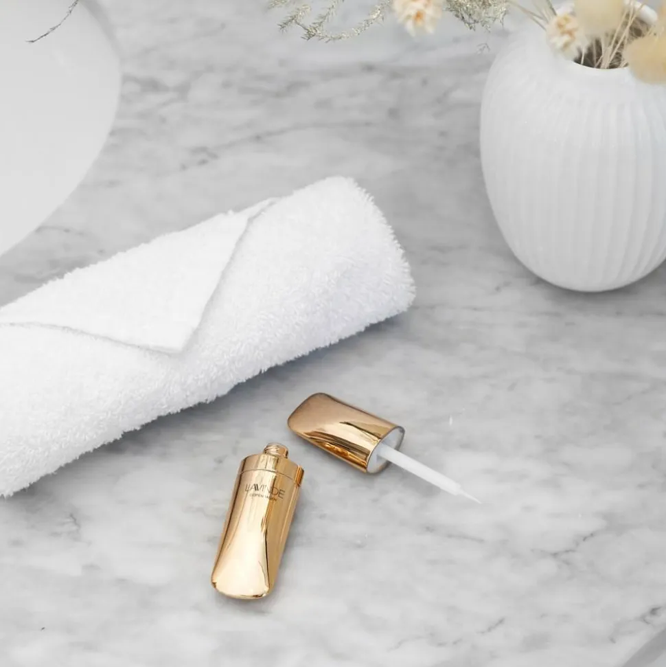 Hyped Eyelash Serum