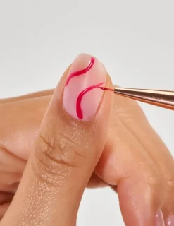 Le Liner Long Striper Brush