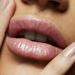 Lipglass, Cultured