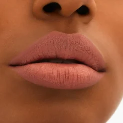Locked Kiss 24HR Lipstick, Mischief