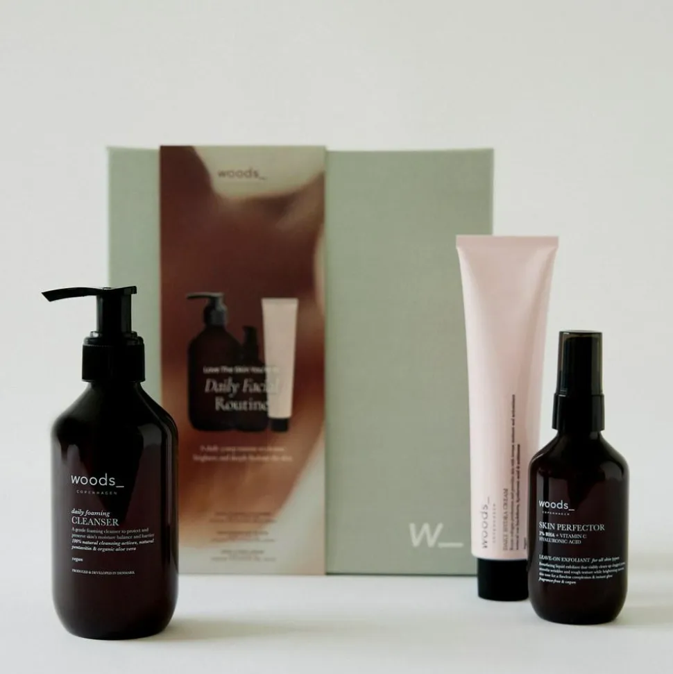 Love The Skin You're In Daily Facial Routine Gaveæske