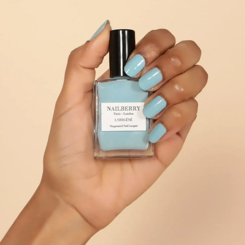 L’Oxygéné Nail Polish
