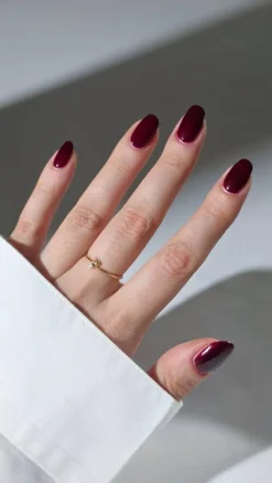 L’Oxygéné Nail Polish, Kirsch Kiss