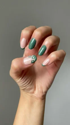 L’Oxygéné Nail Polish, Mint