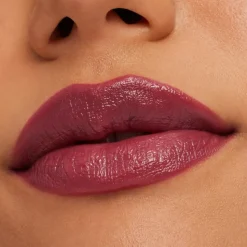 Macximal Sleek Satin Lipstick, Amorous