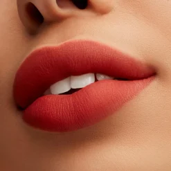 Powder Kiss Liquid Lipstick, Rhythm 'N' Roses