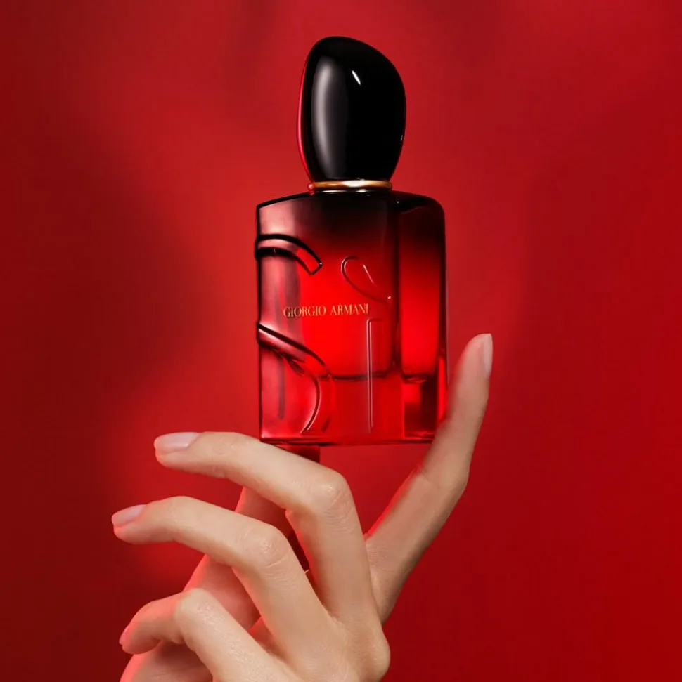 Sì Passione Intense Eau De Parfum, 30 ml