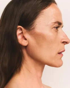 Skin Light Natural Liquid Foundation, 01 Sky