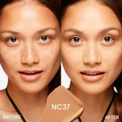 Studio Fix Fluid Broad Spectrum SPF 15 Foundation, NC37