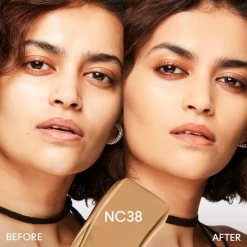 Studio Fix Fluid Broad Spectrum SPF 15 Foundation, NC38