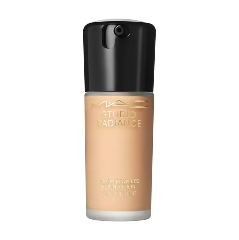 Studio Radiance Serum-Powered Foundation, NW15